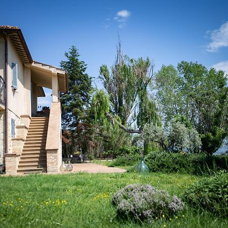 Agriturismo Qui E Ora Беванья Экстерьер фото
